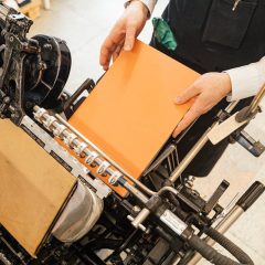 Innowacje w druku opakowań kartonowych: jak nowoczesne technologie zmieniają rynek